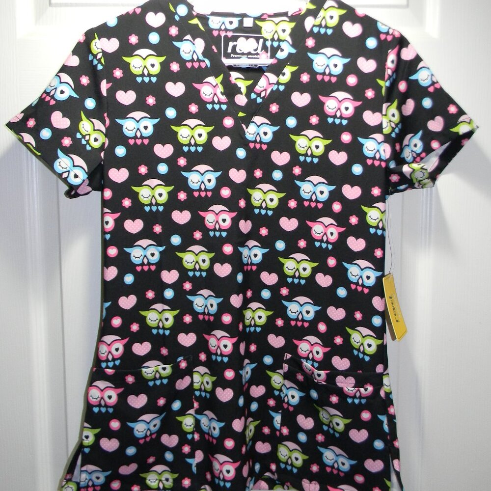Revel Premium Stretch Scrubs Black Owl Hearts Lucy Valentine's Day XS NWT Pocket